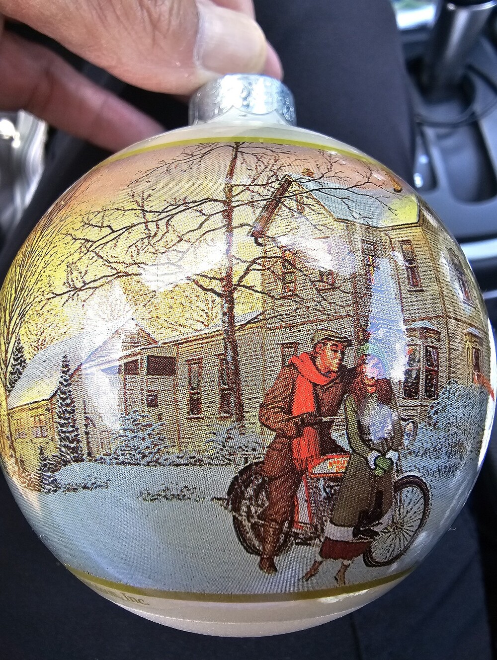 1994 Harley-Davidson Yellow and Green 'Under the Mistletoe' Holiday Ornament - Picture 4 of 6